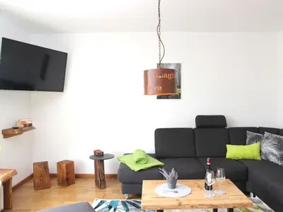 Photo, INSIDE, OUTSIDE