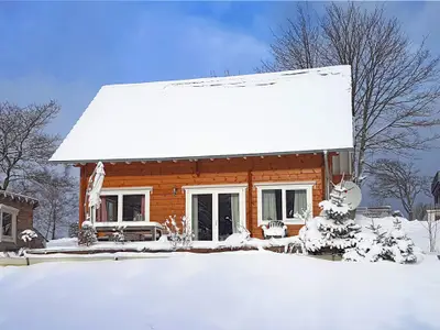 Außenseite Ferienhaus [Winter]