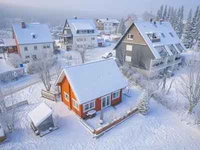 Außenseite Ferienhaus [Winter]