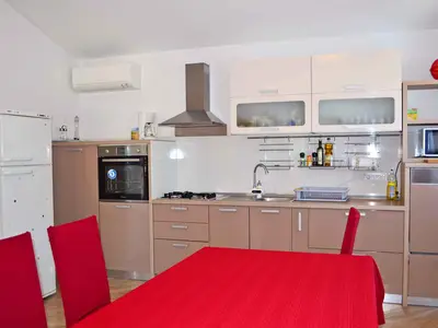 Ferienhaus für 8 Personen (230 m²) in Medulin 10/10