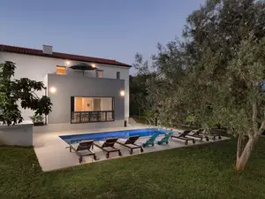 Ferienhaus für 8 Personen (200 m²) in Medulin