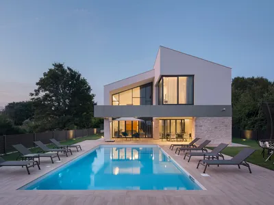 Ferienhaus für 10 Personen (400 m²) in Liznjan 8/10