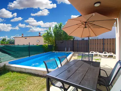 Ferienhaus für 7 Personen (107 m²) in Medulin 2/10