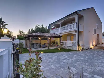 Ferienhaus für 10 Personen (190 m²) in Medulin 8/10