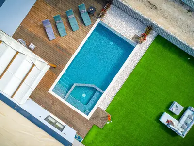 pool
