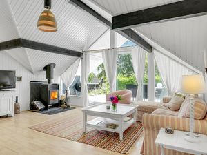 23755238-Ferienhaus-4-Melby-300x225-3