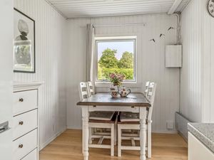 23767263-Ferienhaus-4-Melby-300x225-5