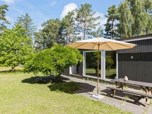 24043533-Ferienhaus-6-Melby-300x225-1