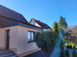 23351678-Ferienhaus-4-Memleben-300x225-1