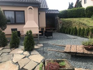 23351678-Ferienhaus-4-Memleben-300x225-3