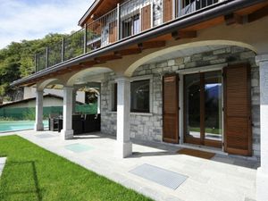 Ferienhaus für 9 Personen (200 m²) ab 480 € in Menaggio