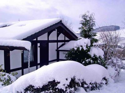 Ferienhaus Hennesee: im Winter