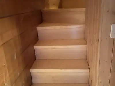 treppe zum Dachzimmer