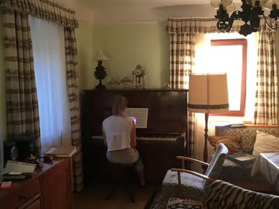 Gute Stube mit Klavier, Sat-TV, WLAN, Telefon