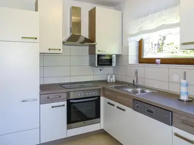 Vollständig ausgestattete Küche