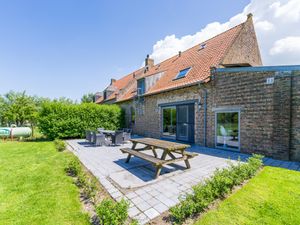 23896648-Ferienhaus-18-Middelkerke-300x225-0