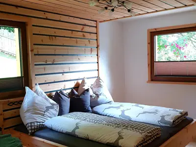 Schlafzimmer 2