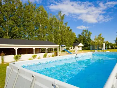 PoolOfHouse