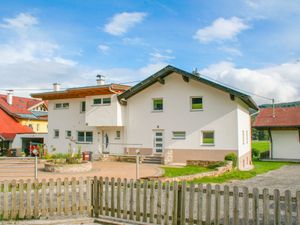Ferienhaus für 9 Personen (140 m²) in Mieming