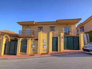 23923182-Ferienhaus-6-Mijas Costa-300x225-1