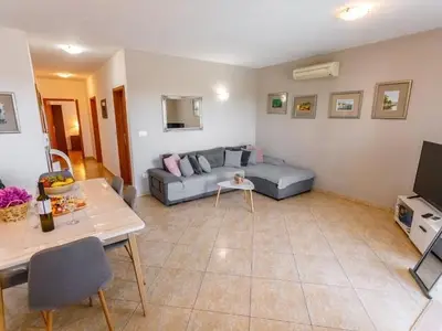 Ferienhaus für 10 Personen in Milna 7/10
