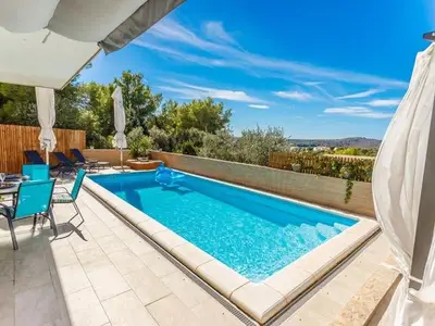 Ferienhaus für 10 Personen in Milna 5/10