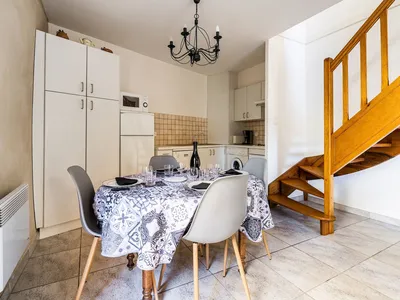 DiningRoom