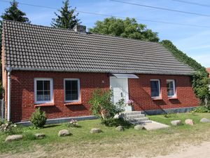 23678308-Ferienhaus-6-Mirow-300x225-2