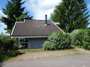 23995689-Ferienhaus-6-Mirow-300x225-1