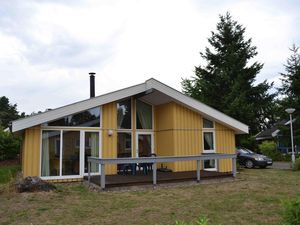 23995617-Ferienhaus-4-Mirow-300x225-2