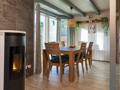 Kamin-/Ofen