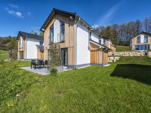 Ferienhaus für 9 Personen (77 m²) ab 179 € in Mistelgau