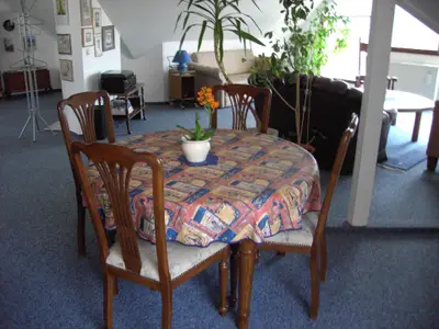 Wohnzimmer/Essecke