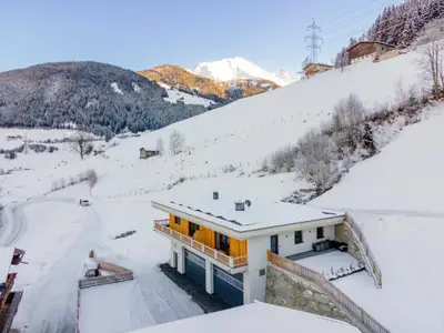 Außenseite Ferienhaus [Winter]
