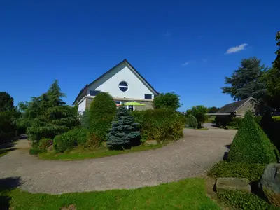 ExteriorSummer