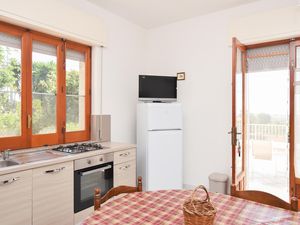 24043745-Ferienhaus-11-Modica-300x225-4