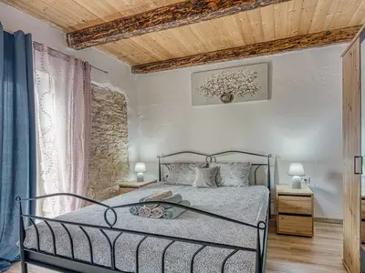 Ferienhaus für 11 Personen (250 m²) in Modrušani 9/10