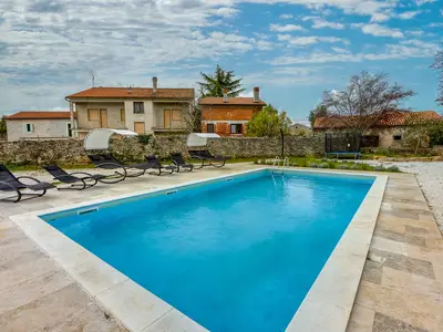 Ferienhaus für 11 Personen (250 m²) in Modrušani 3/10