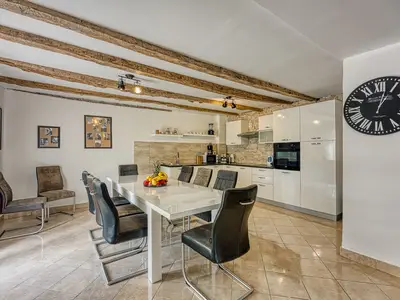Ferienhaus für 11 Personen (250 m²) in Modrušani 6/10