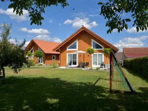 23352714-Ferienhaus-4-Mödingen-300x225-4