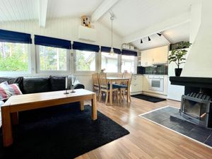 23735940-Ferienhaus-6-Mönsterås-300x225-3