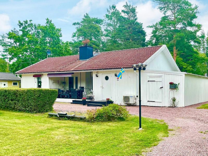 23782858-Ferienhaus-6-Mönsterås-800x600-0