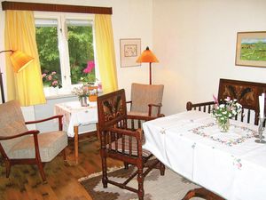 23725375-Ferienhaus-4-Mörbylånga-300x225-1