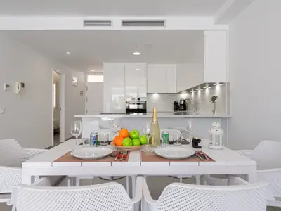 DiningRoom