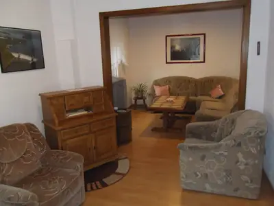 Photo, INSIDE, OUTSIDE