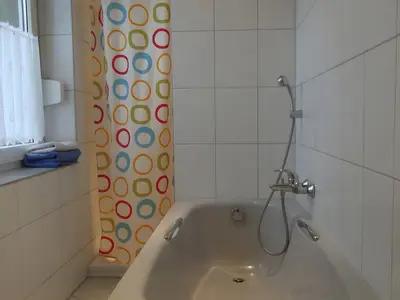 INSIDE, BATHROOM