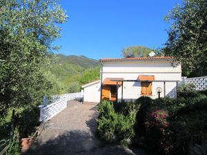 23848154-Ferienhaus-3-Moneglia-300x225-1