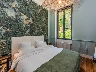 bed