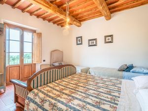 23751521-Ferienhaus-8-Monsummano Terme-300x225-3