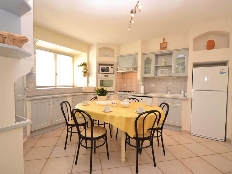 23736129-Ferienhaus-6-Montbrison-sur-Lez-800x600-2